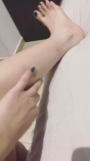 Yoseline Hoffman feet photo thumbnail