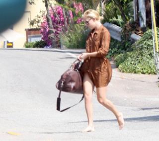 Kate Hudson feet photo thumbnail