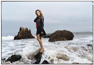 Eliza Dushku feet photo thumbnail