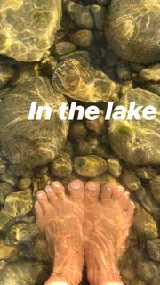 Kino MacGregor feet photo thumbnail