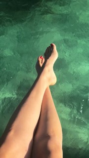Xenia Tchoumitcheva feet photo thumbnail