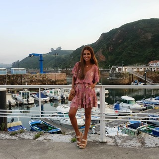 Paula Echevarría feet photo thumbnail