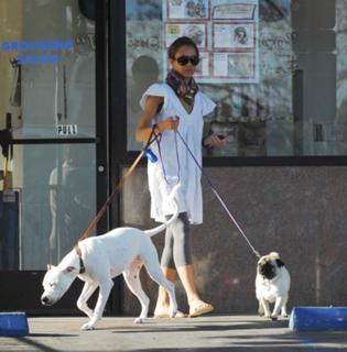 Jessica Alba feet photo thumbnail
