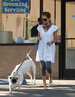 Jessica Alba feet photo thumbnail