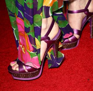 Olivia Munn feet photo thumbnail