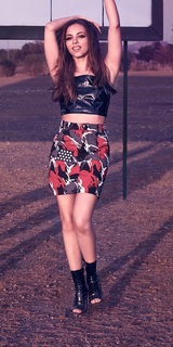 Jade Thirlwall feet photo thumbnail