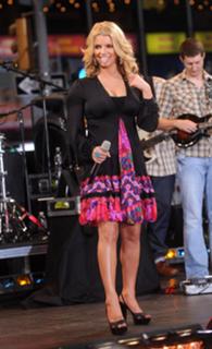 Jessica Simpson feet photo thumbnail