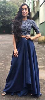Shraddha Kapoor feet photo thumbnail