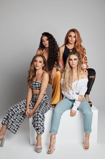 Jade Thirlwall feet photo thumbnail