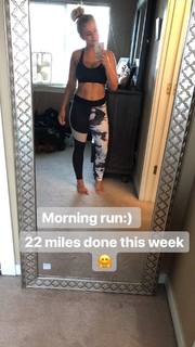 Paige VanZant feet photo thumbnail
