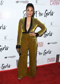 Regina Hall feet photo thumbnail