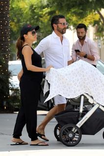 Eva Longoria feet photo thumbnail