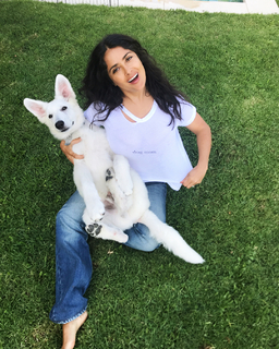 Salma Hayek feet photo thumbnail