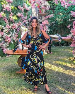 Flávia Alessandra feet photo thumbnail