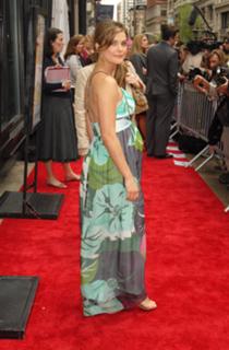 Keri Russell feet photo thumbnail