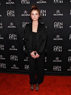 Keri Russell feet photo thumbnail