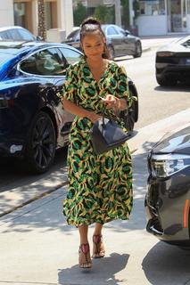 Karrueche Tran feet photo thumbnail