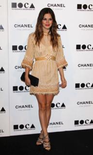 Rachel Bilson feet photo thumbnail