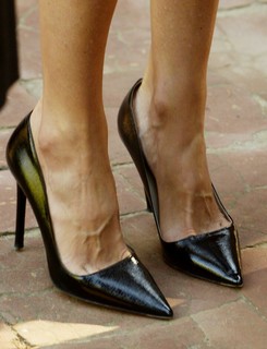 Queen Letizia of Spain feet photo thumbnail