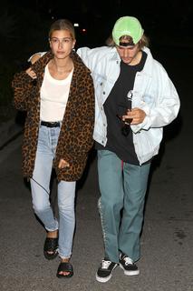 Hailey Bieber feet photo thumbnail