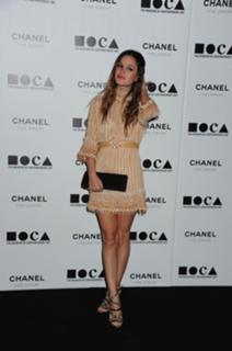Rachel Bilson feet photo thumbnail