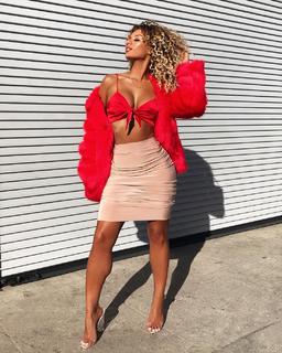 Jena Frumes feet photo thumbnail