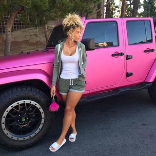 Jena Frumes feet photo thumbnail