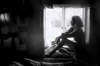 Kate Moss feet photo thumbnail