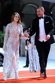 Emma Stone feet photo thumbnail