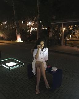 Kéfera Buchmann feet photo thumbnail
