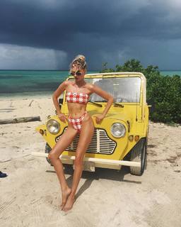 Elsa Hosk feet photo thumbnail