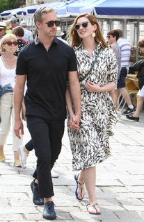 Anne Hathaway feet photo thumbnail