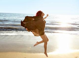Rihanna feet photo thumbnail