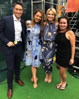 Amy Robach feet photo thumbnail