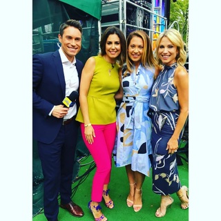 Amy Robach feet photo thumbnail