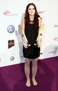 Lena Meyer-Landrut feet photo thumbnail