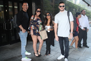 Nicole Polizzi feet photo thumbnail