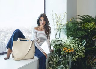 Penélope Cruz feet photo thumbnail