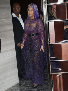 Nicki Minaj feet photo thumbnail