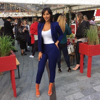Maya Jama feet photo thumbnail