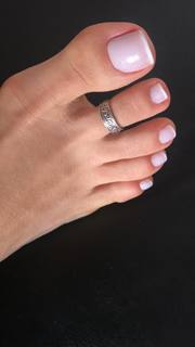 Alaine Crissiê feet photo thumbnail