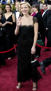 Reese Witherspoon feet photo thumbnail