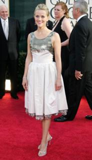 Reese Witherspoon feet photo thumbnail