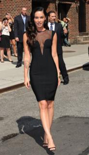 Megan Fox feet photo thumbnail