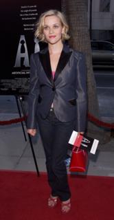 Reese Witherspoon feet photo thumbnail