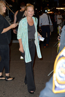 Kate Moss feet photo thumbnail