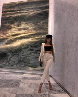 Xenia Tchoumitcheva feet photo thumbnail