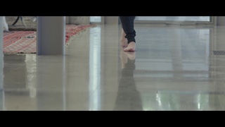 Bella Thorne feet photo thumbnail
