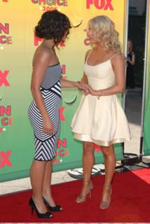 Jessica Simpson feet photo thumbnail
