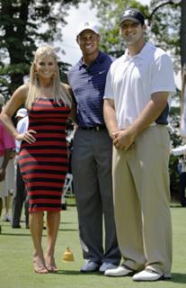 Jessica Simpson feet photo thumbnail